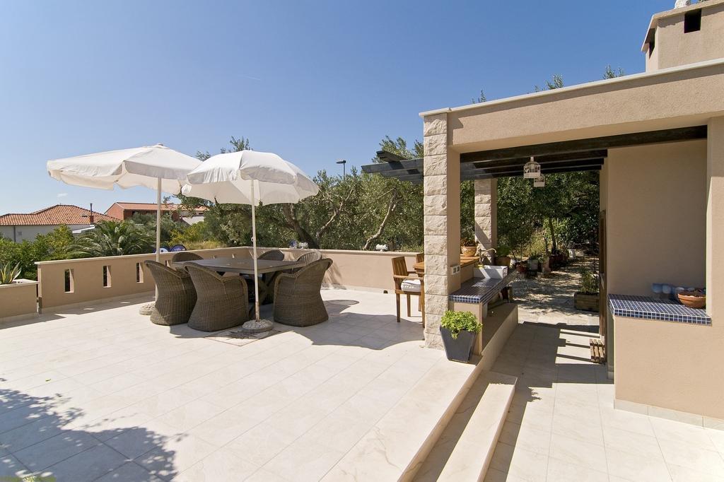 Villa Bougenvilia Tomas Тучепи Экстерьер фото